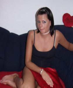 <p class='ppt-number'> 221 779 + PIN 178</p><p class='ppt-pricing-de'>1,99 Euro/Min.</p>