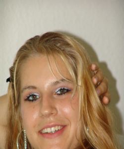 <p class='ppt-number'> 09005 66 55 50 685</p><p class='ppt-pricing-de'>1,99 Euro/Min. im dt. Festnetz - Mobilnetz ggf. abweichend</p>