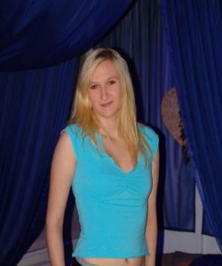 <p class='ppt-number'>09005 66 55 50 36</p><p class='ppt-pricing-de'>1,99 Euro/Min. im dt. Festnetz - Mobilnetz ggf. abweichend</p>